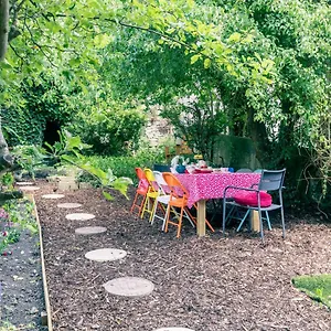 Holiday home The Wonderland Townhouse - Alice In Wonderland 7bdr, Bath