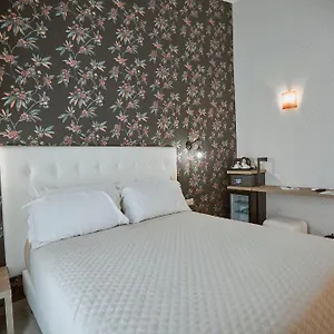 *** Hotel Castrichella Boutique Rome Airport Itália